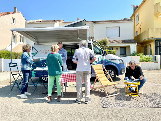 vélo, événement, animation, tourisme, habitants, vie locale, côte de jade, journalisme