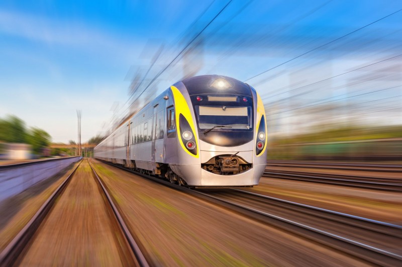 train-artem-furman-fotolia-com-699