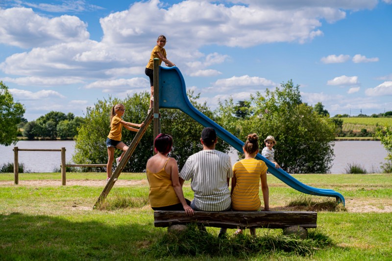 Aire de jeux à villeneuve en retz