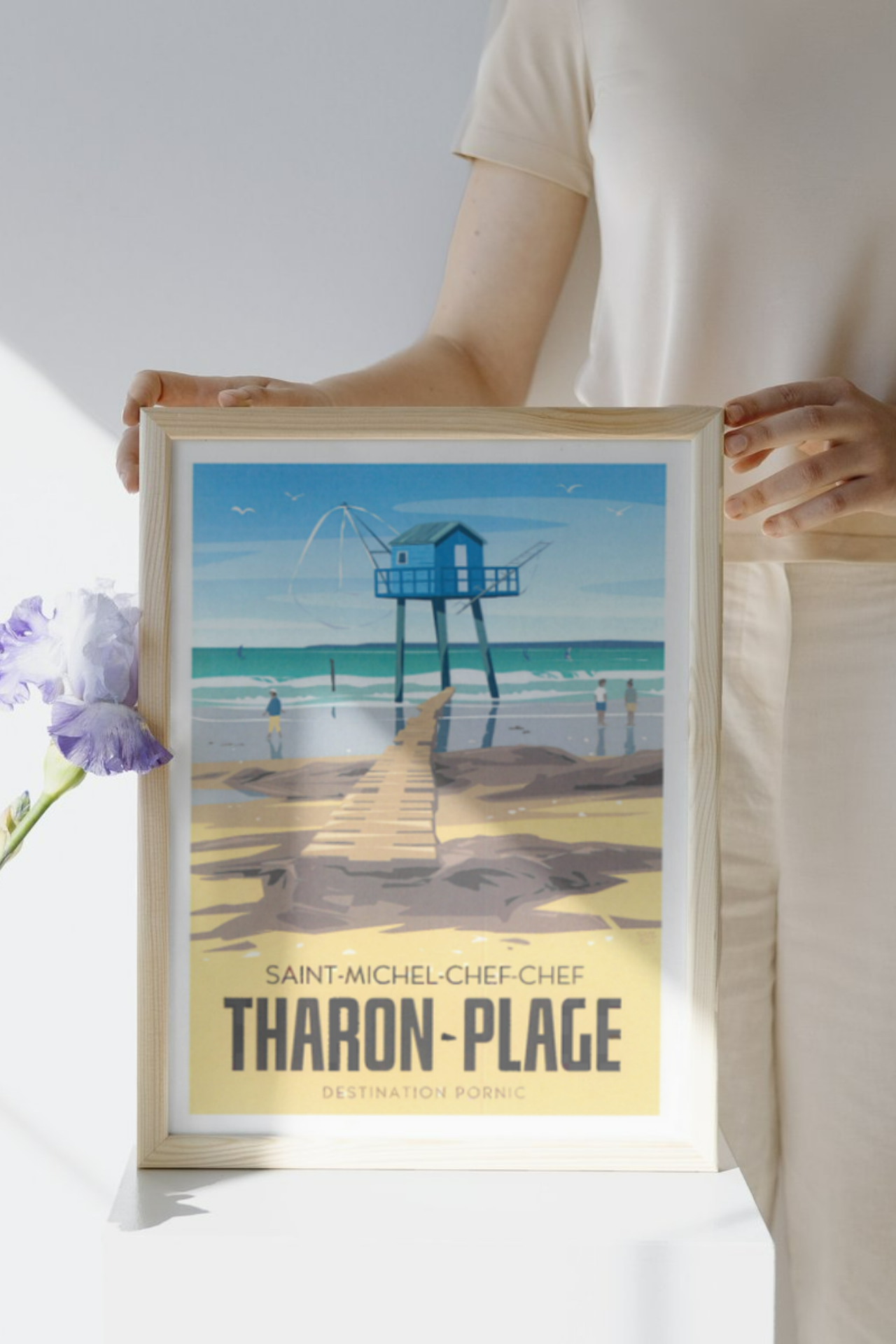 Affiche vintage Tharon-plage - &copy; Canva PRO