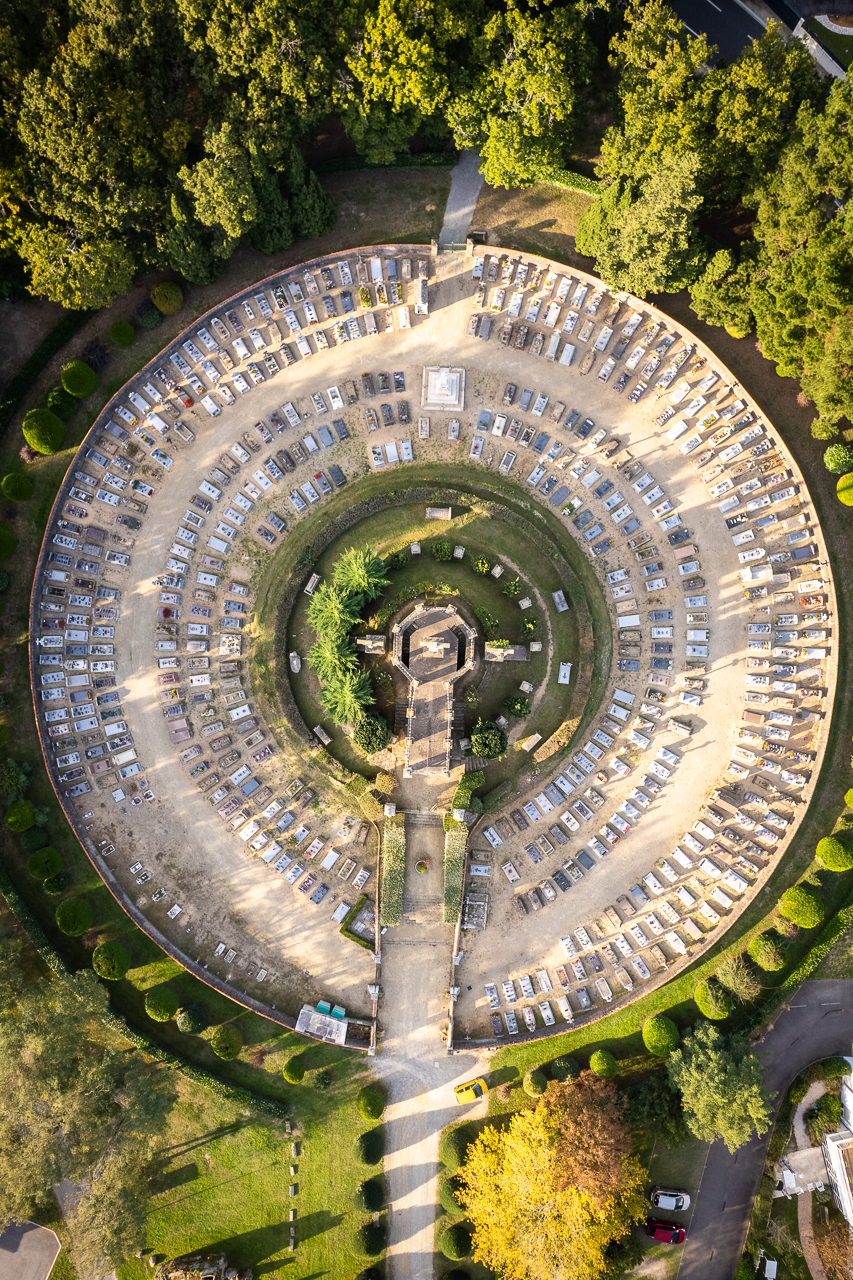  - &copy; Ypov Agency