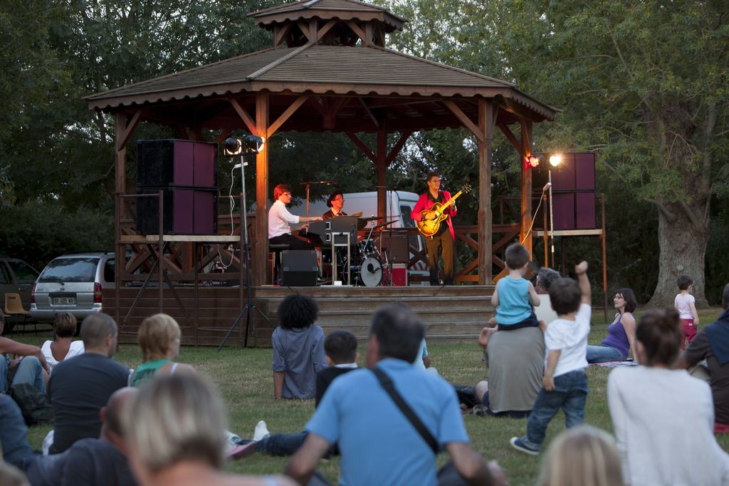 concert jardin la plaine sur mer - © Claudia Cassano Dromain