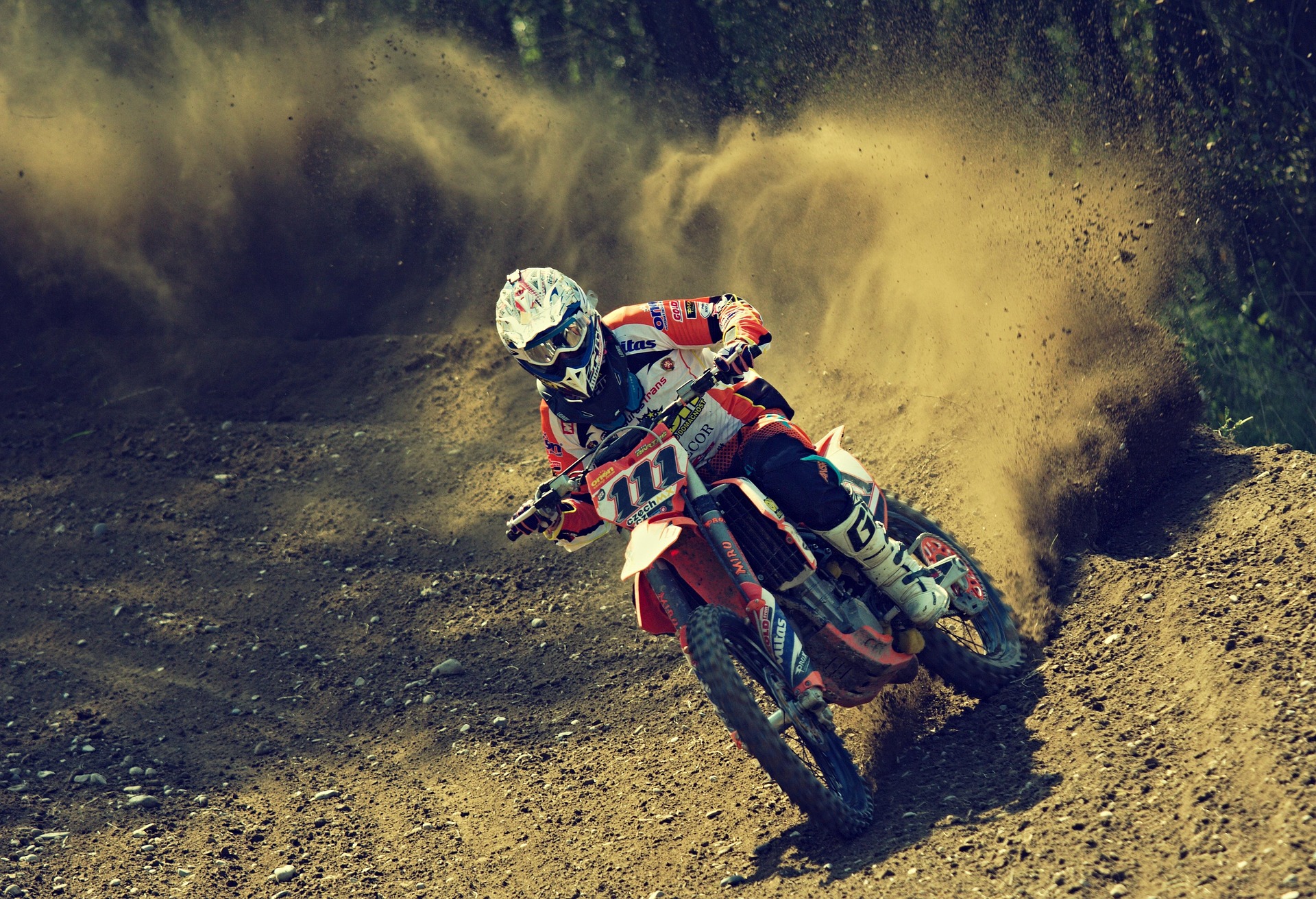 dirt-bike-1868996-1920-pixabay-29480