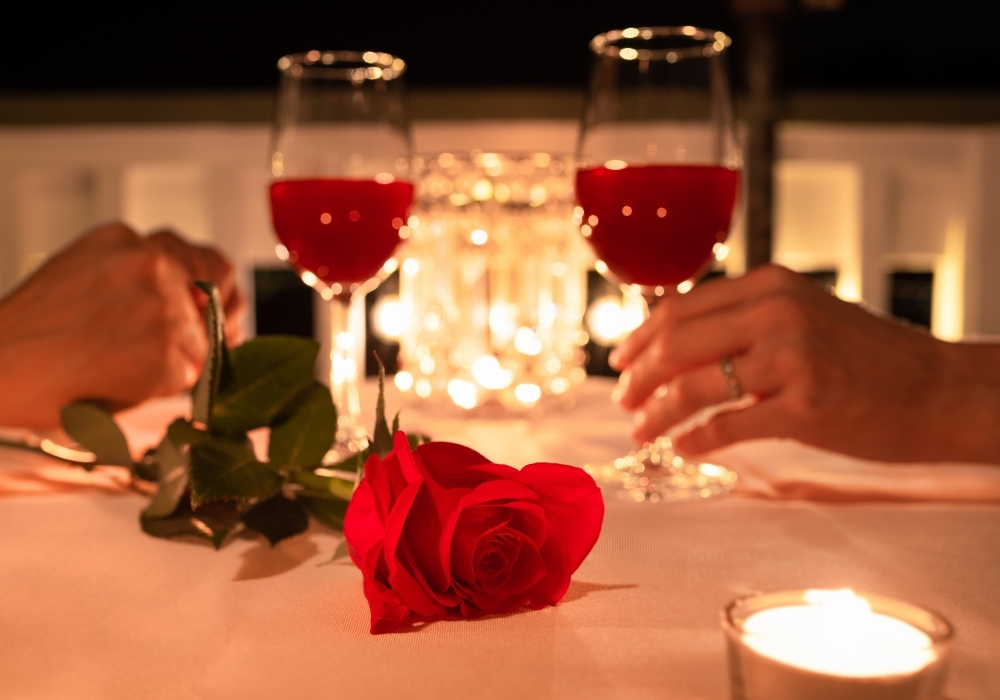 Menus de Saint-Valentin 2026 restaurant amoureux couple dîner - &copy; kieferpix de Getty Images