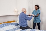 ADHAP SERVICES aide à domicile seniors, aide au lever