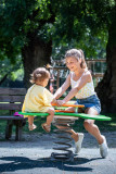 spielplatz jardin des lakas la plaine-sur-mer tyrolienne picknicktische