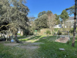 Jardin de Gourmalon avec aire de jeux collective pour enfants 3-10 ans