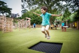 Jardin aire jeux enfants parc