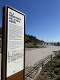 Panneau circuit interprétation du patrimoine sur la Place du Môle