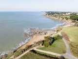 Vue aérienne de la plage de la Fontaine aux Bretons