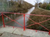 Vue sur le canal de Buzay depuis le pont rouge