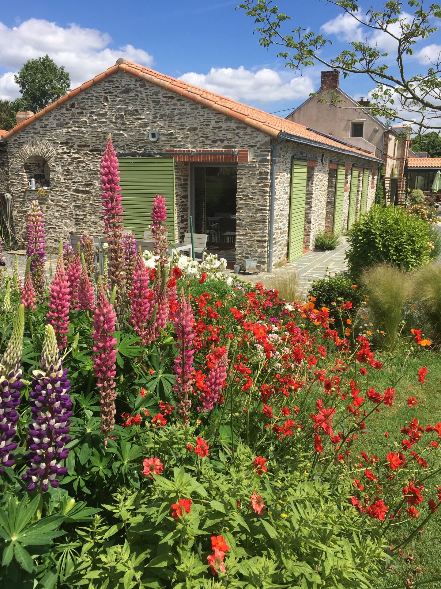 Chambre d'hôtes La Belle Verte Pornic Destination Pornic longère pierre charme jardin vergé ecogite label