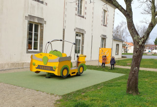 Spielplatz in Le Clion