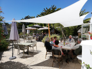 la-terrasse-sur-jardin-du-restaurant-2-22912