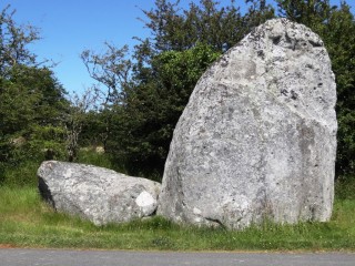 Der Chevanou stehende Stein