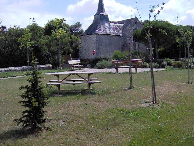 aire pique-nique, table pique nique, pic-nic, chapelle, les moutiers en retz, destination pornic