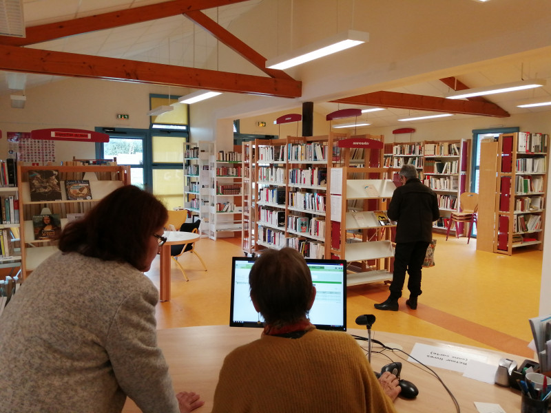 Bibliothèque Raymond Devos et espace Emile Boutin Les Moutiers en Retz