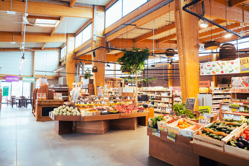 organic store biocoop pornic supermarket organic products grocery store fresh produce food store