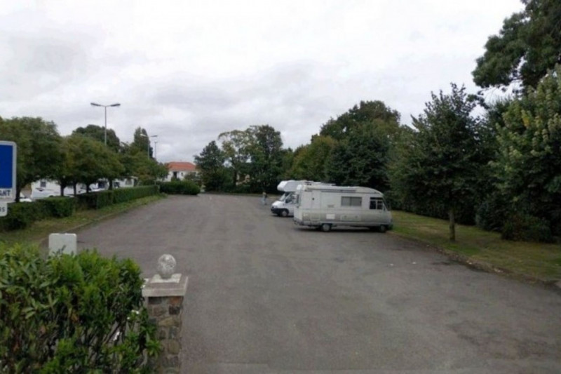 aire de stationnement municipal, camping car, aire de la mairie de st michel, st michel chef chef, vidange