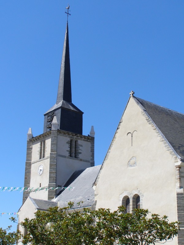 Clocher de l'église du Clion-sur-mer cloche destination pornic