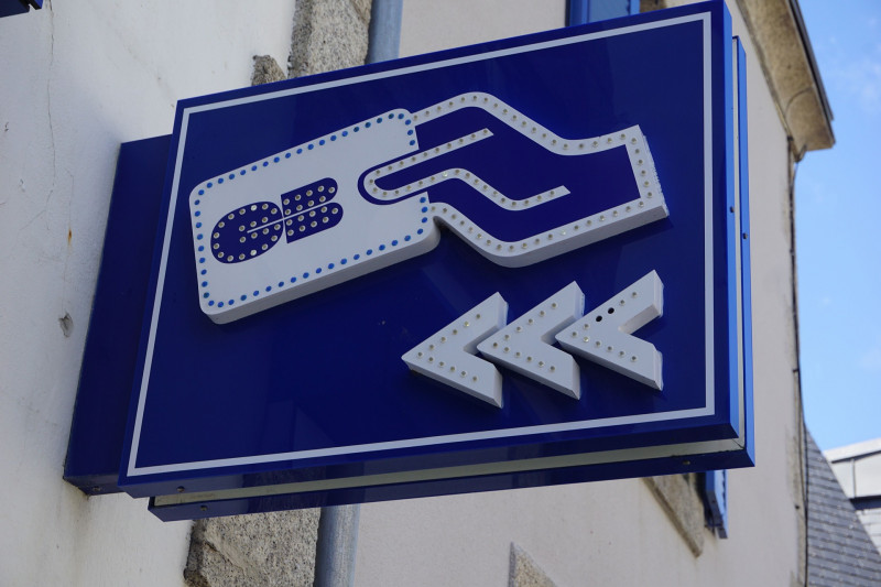 Distributeur Automatique de Billets les moutiers en retz