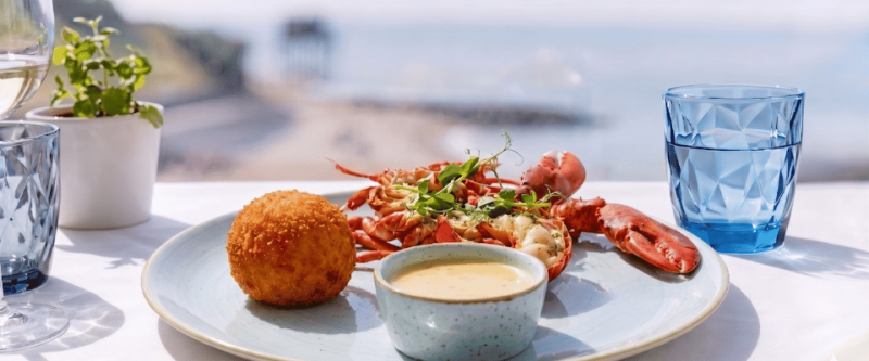Homard breton rôti au safran beurre blanc
