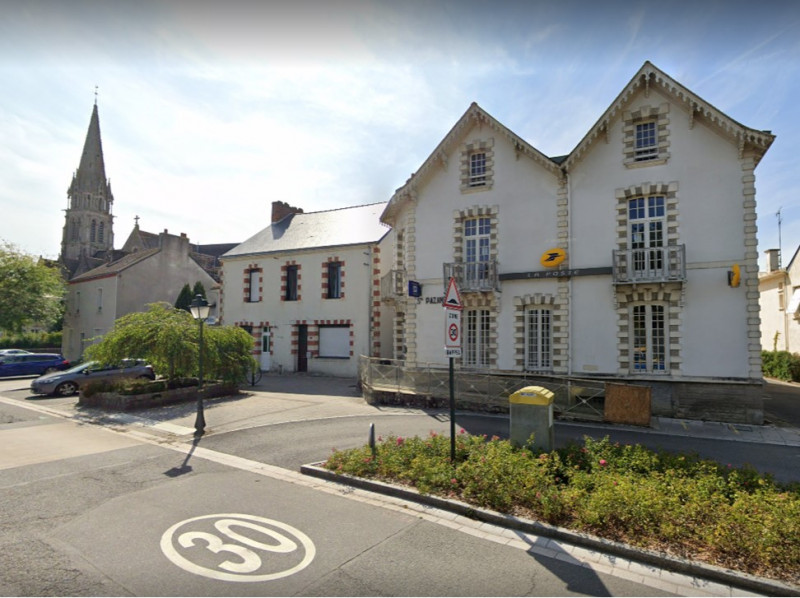 La poste de Sainte-Pazanne