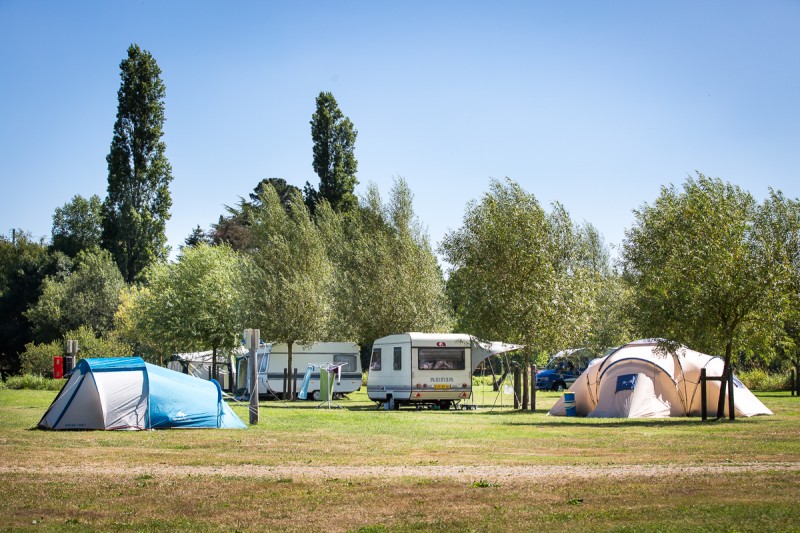 camping, hotellerie de plein air, camping municipal, caravane, tente, emplacements nus, port saint père, nantes, pornic, acheneau, peche, canoé