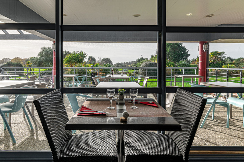 Restaurant L'Albatros mit Blick auf den Golfplatz Pornic