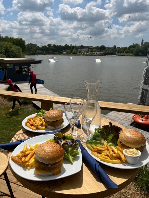 TSN 44, Teleski nautique saint viaud,   wakepark loire atlantique, ski nautique loire atlantique, restaurant La Chilling Zone