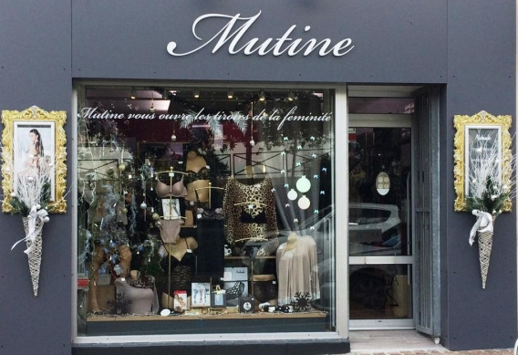 window display, shop, lingerie, pornic, loire-atlantique, swimwear, business