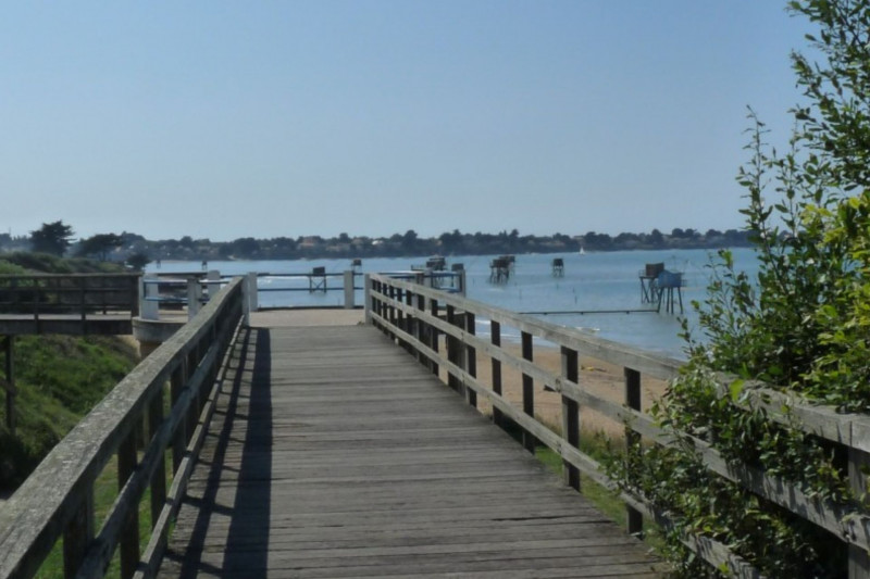 Tharon source beach Saint-Michel-Chef-Chef	