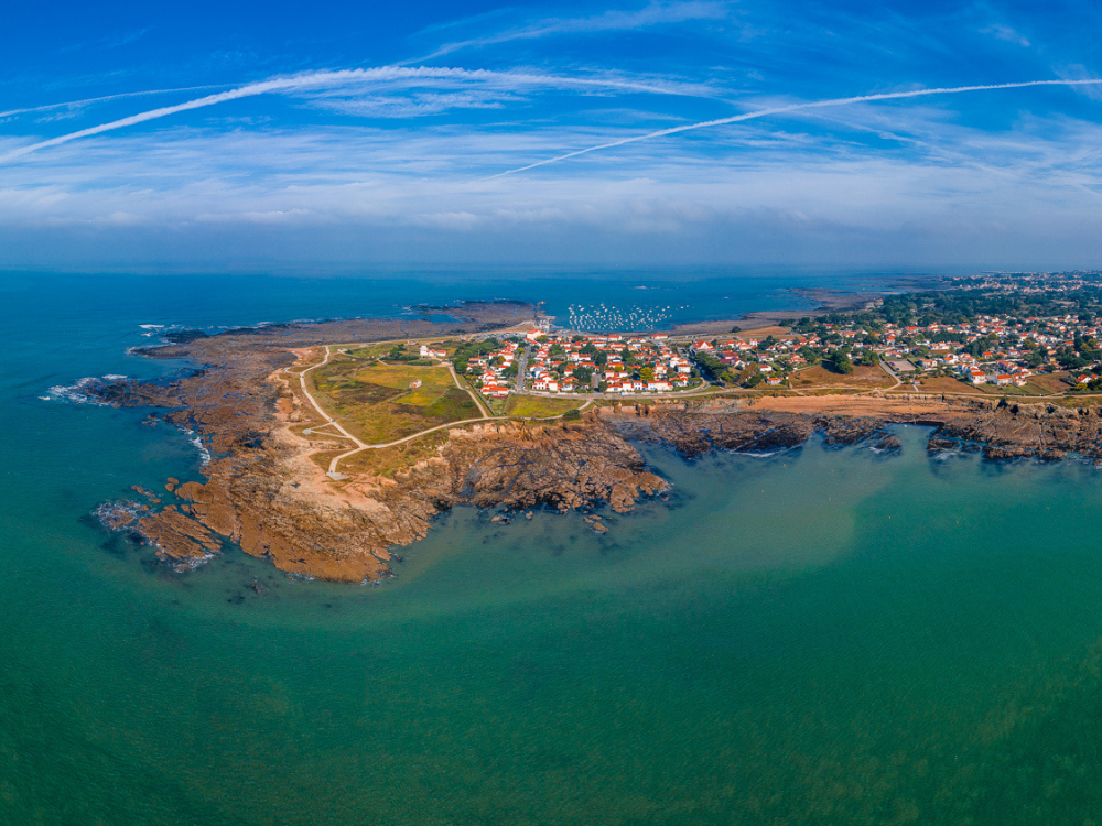  - &copy; Farid MAKHLOUF