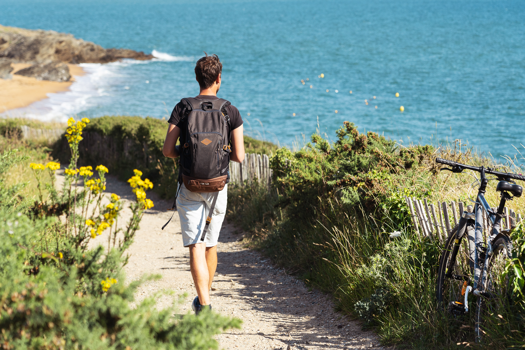 pornic plage étang lande jaune océan atlantique balade promenade randonnée sac à dos