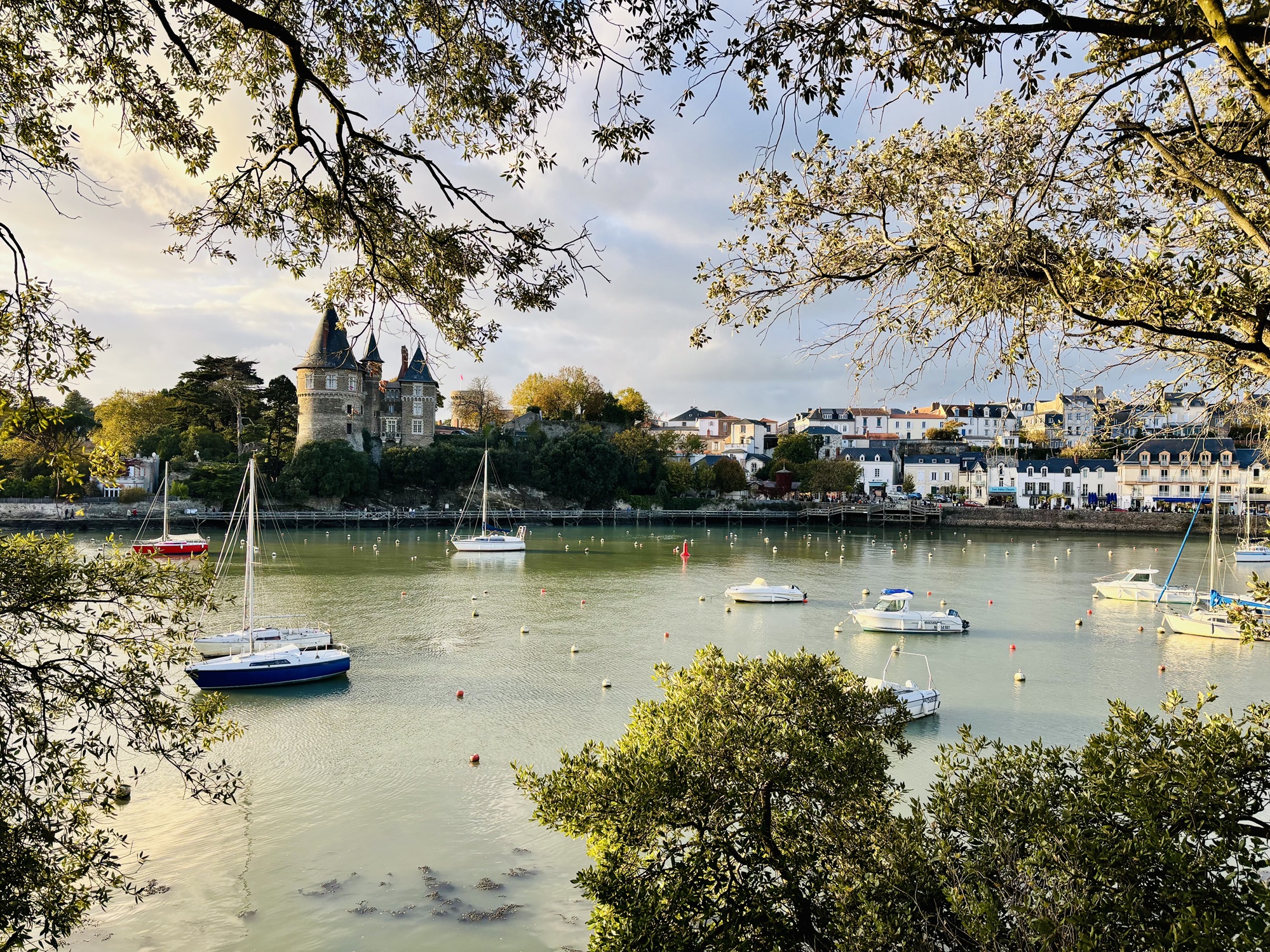 Port de Pornic à l'automne Loire-Atlantique vacances toussaint bateaux océan - © Lise Blondel