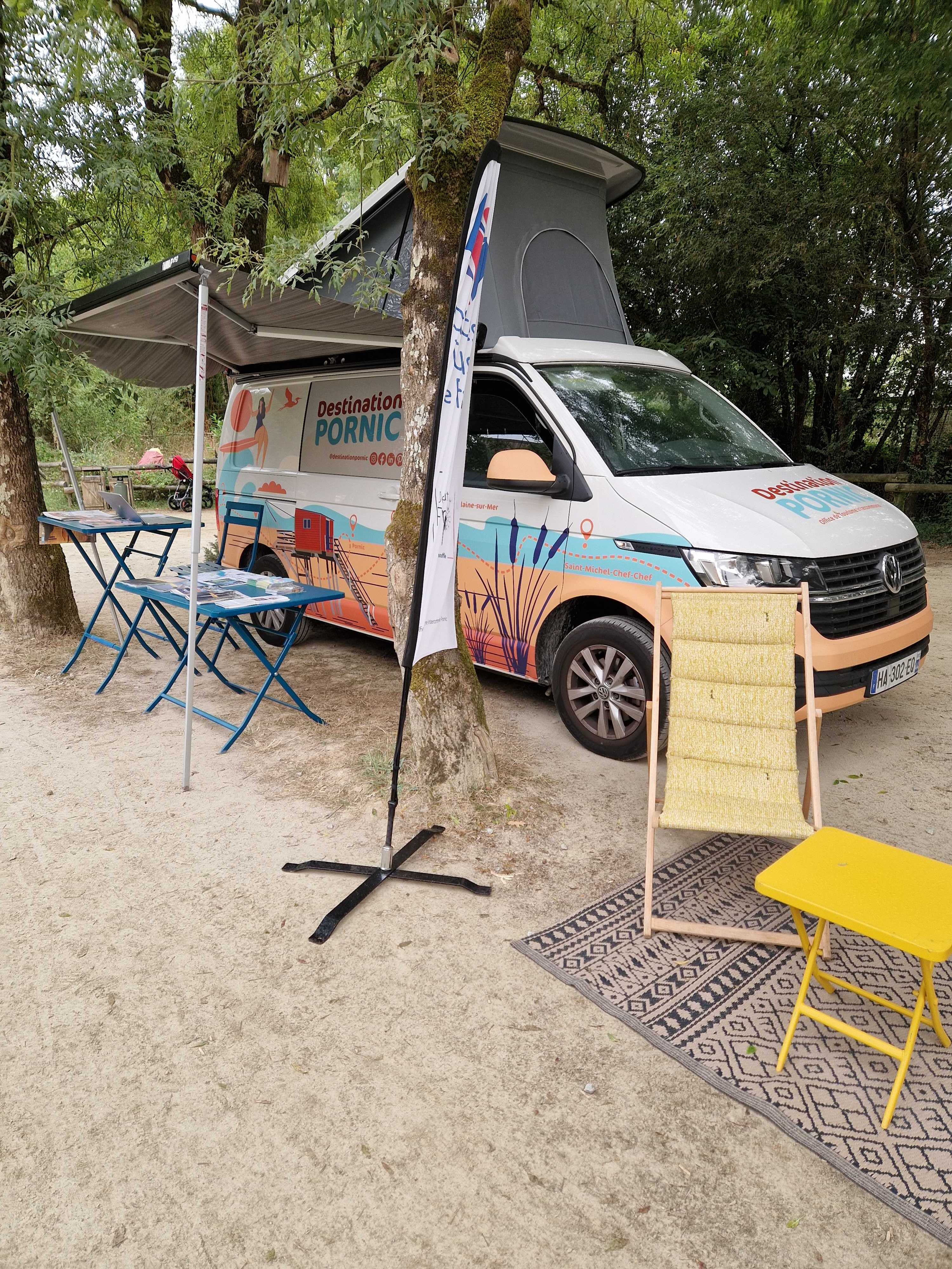 Sam chez Planète Sauvage accueil office de tourisme van - © Carlo Grigoletto