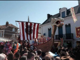 Carnaval de printemps Pornic char défilé roi