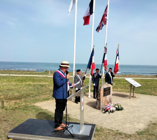 Cérémonie d'hommage aux victimes du Lancastria