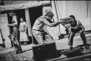 Les crieurs, spectacle tout public
