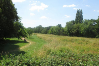  Balade pédestre à travers les chemins de la coulée verte