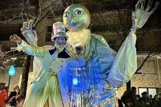 Sol y Luna marionnettes géantes