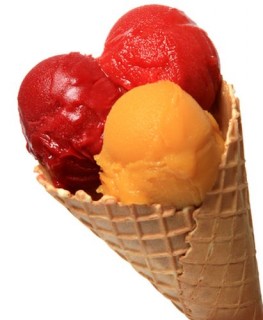 Boule De Glace A La Fraiseraie
