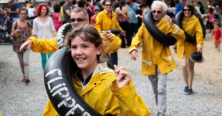 La déferlante d'été, théâtre de rue : la SNSM les sauveteurs en mer sans moyens Pornic