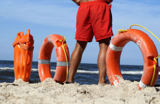 lifeguard-3590445-1920-54206