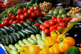 Local produce market in Sainte-Pazanne