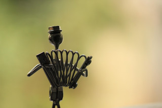 mariananbu-figurine