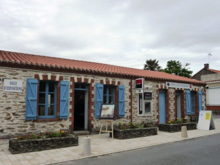 SALLE D'EXPOSITIONS - LES MOUTIERS EN RETZ