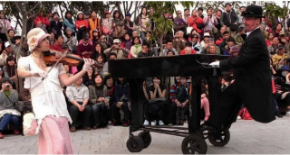  Spectacle déambulatoire: macadam piano Pornic