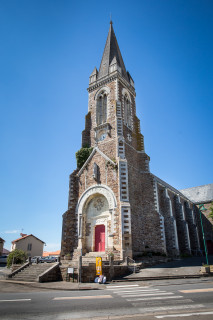Visite de l'église de Vue