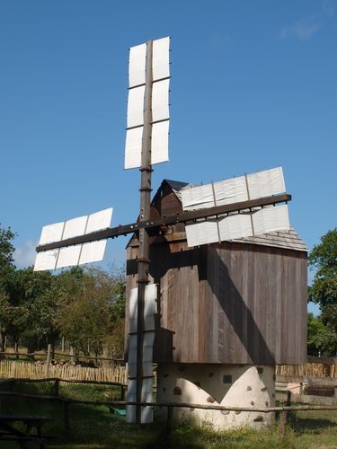 MOULIN KANDELOUR DE LA PETITE MAISON DANS LA PRAIRIE